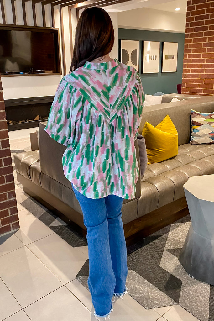 Feel The Breeze Abstract Emerald Green Top - Lyla's: Clothing, Decor & More - Plano Boutique