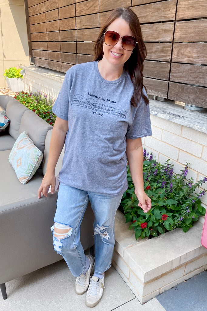 Downtown Plano Heather Grey Top - Lyla's: Clothing, Decor & More - Plano Boutique