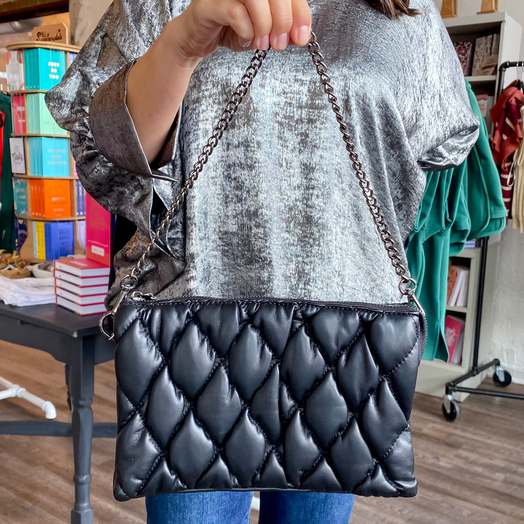 Jen & Co Izzy Puffer Quilted Crossbody w/ Chain in Black - Lyla's: Clothing, Decor & More - Plano Boutique